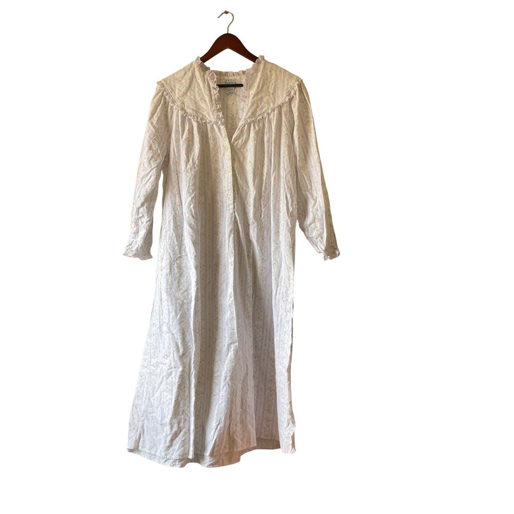 Vintage Lanz of‎ Salzburg Flannel Nightgown Floral Heart Stripe Lace Trim Medium